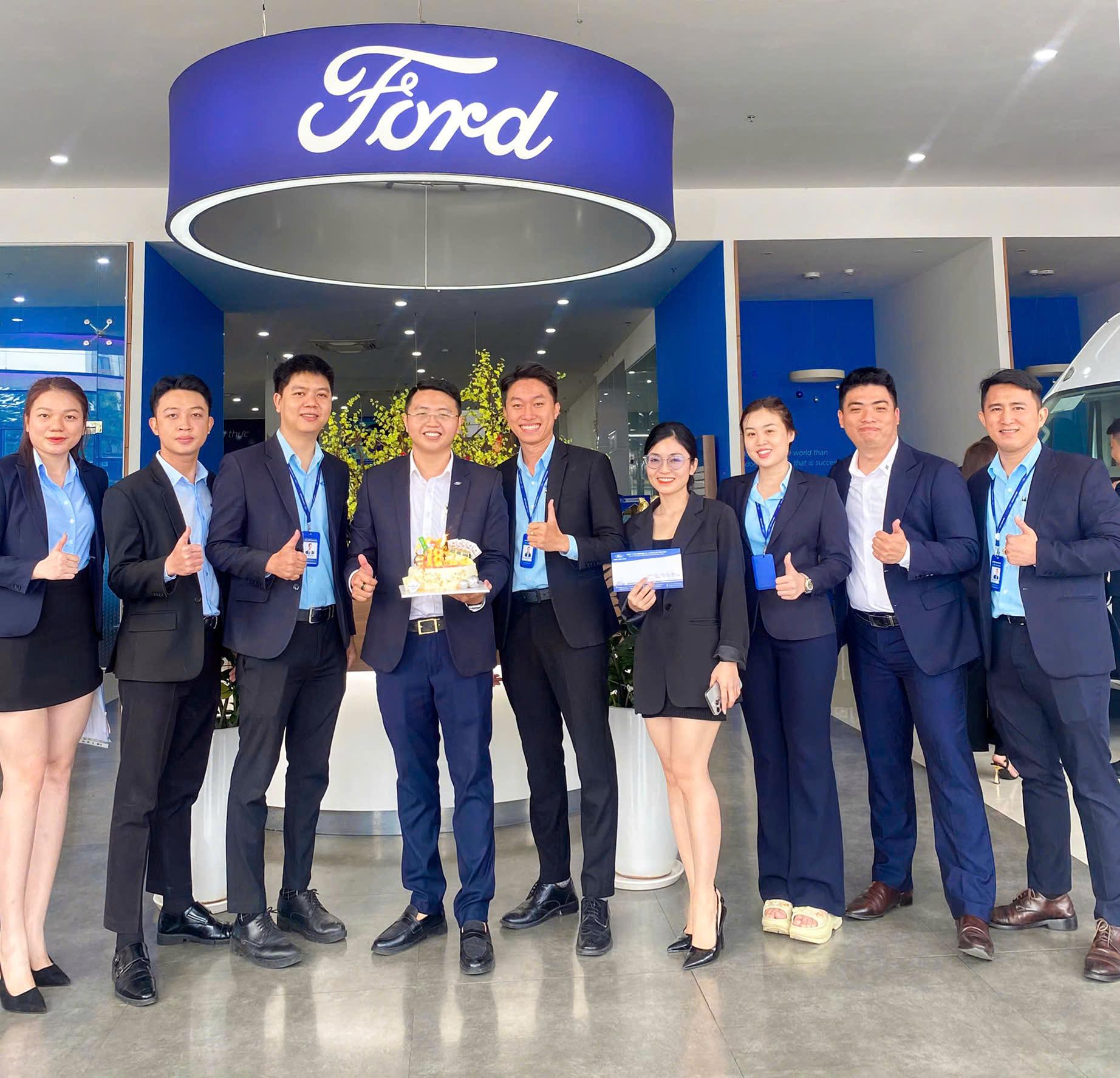 Khởi động tuần mới SUối Tiên Ford 1