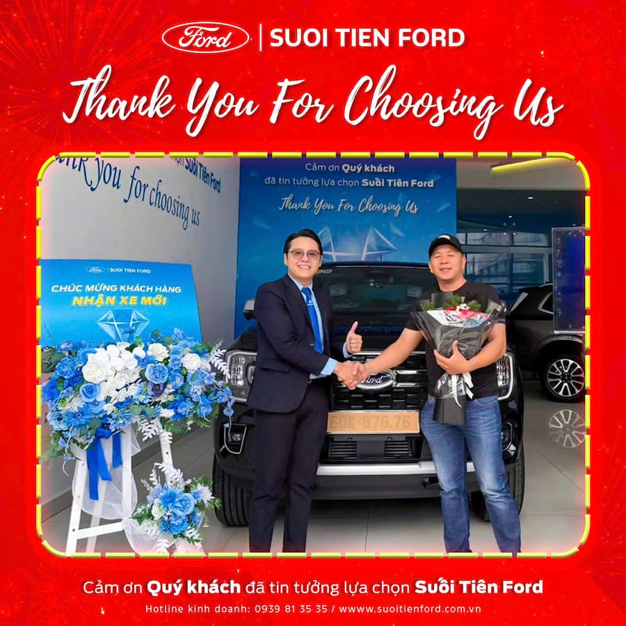 QUÝ KHÁCH HÀNG NHẬN XE MỚI 09