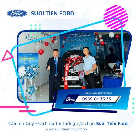 SUỐI TIÊN FORD CHÚC MỪNG KHÁCH HÀNG NHẬN XE MỚI.